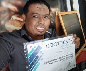 Mastersyak bersama sijil Train The Trainer STEM